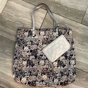 CHANEL CAT EMOJI TOTE